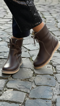 LACED FLEECED BOOTS
