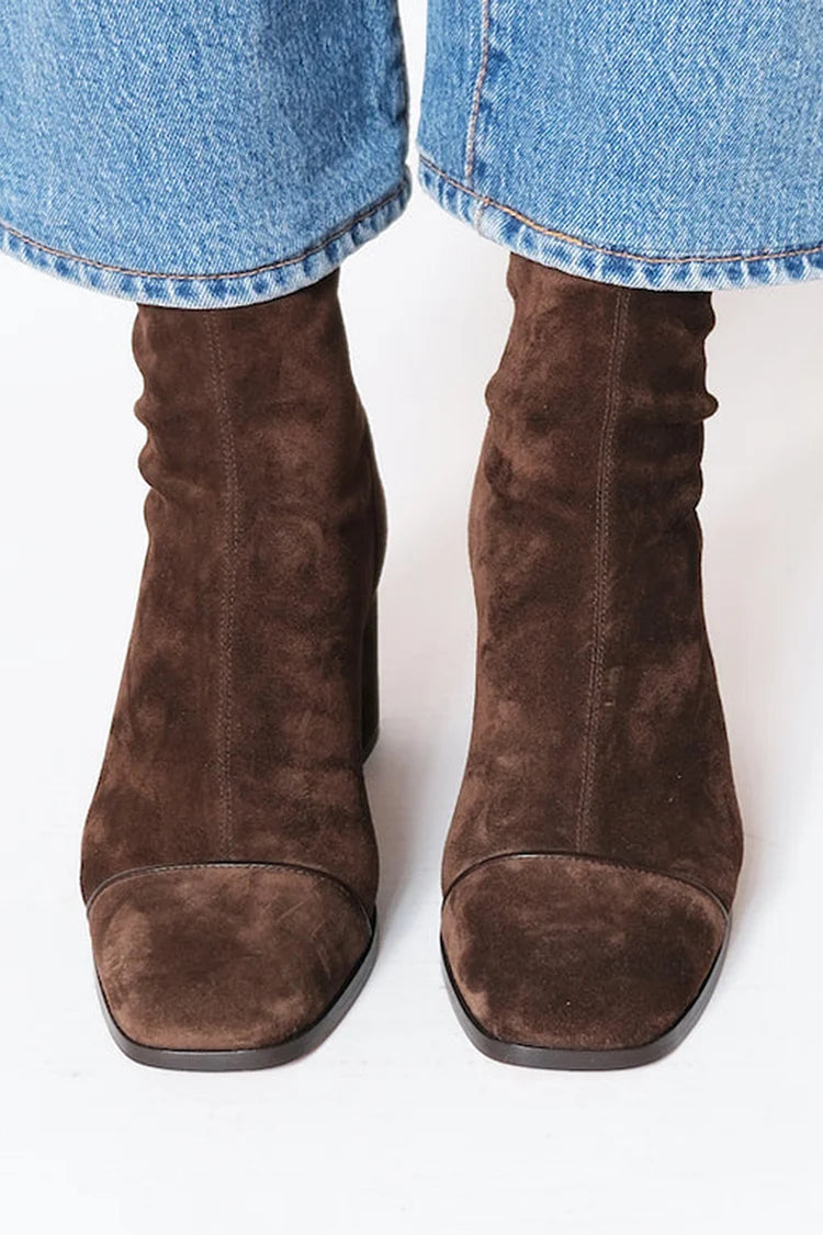 ELEGANT ANKLE BOOT WITH SQUARE TOE
