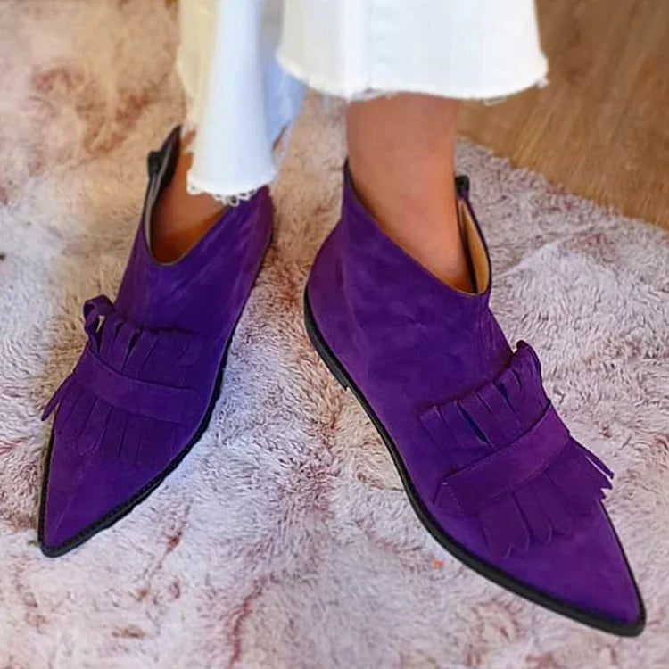 POINTED ANKLE BOOT WITH DECORATIVE FRINGES
