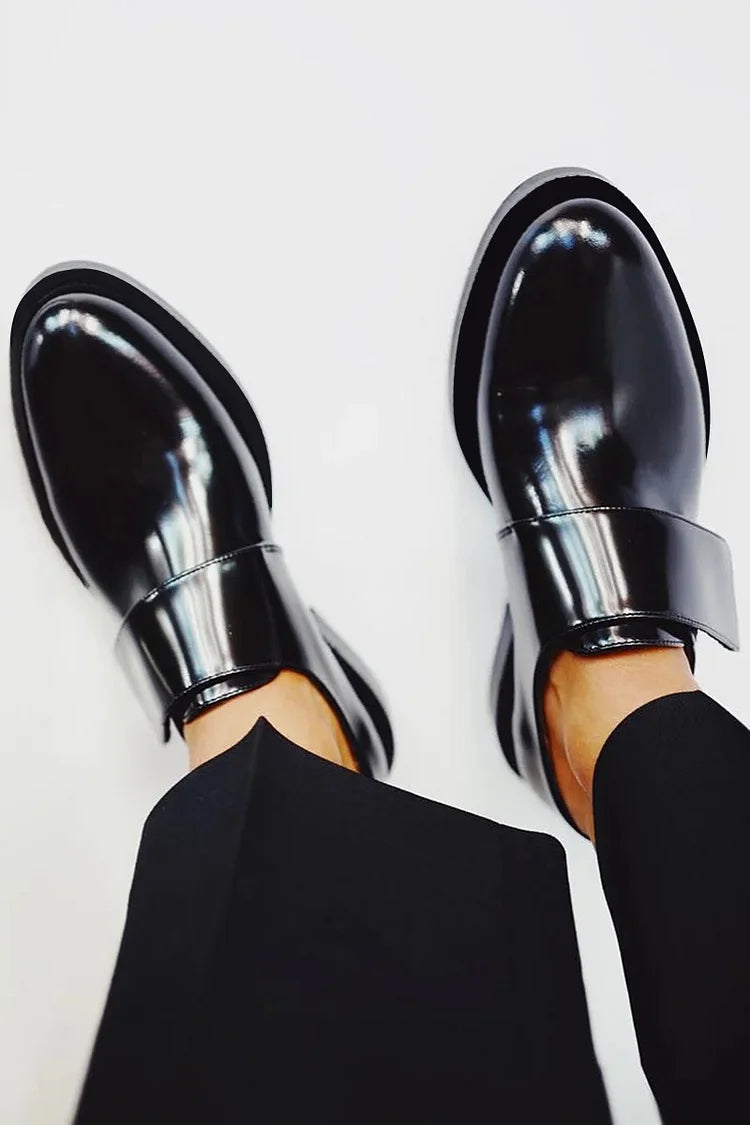 SHINY LOAFERS WITH WIDE STRAP