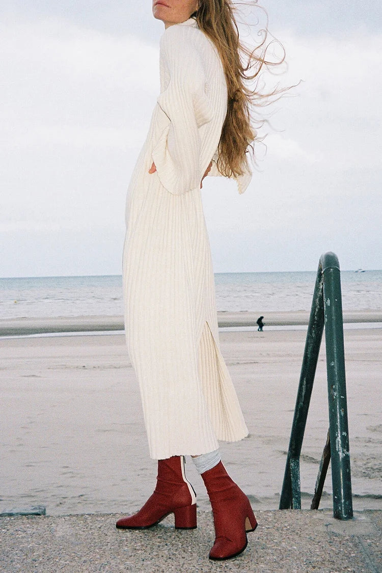 MODERN TUBULAR ANKLE BOOT