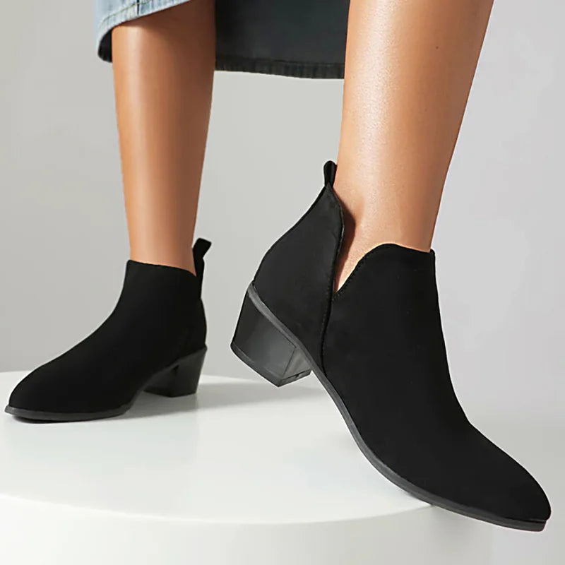LEOPARD PRINT ANKLE BOOTS