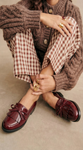FRINGE AND BOW LOAFER