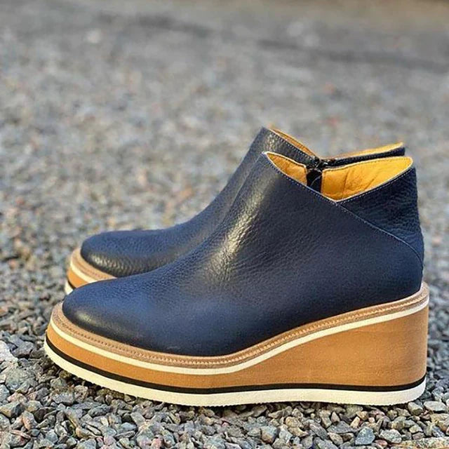 ANKLE BOOT WITH SIDE ZIP