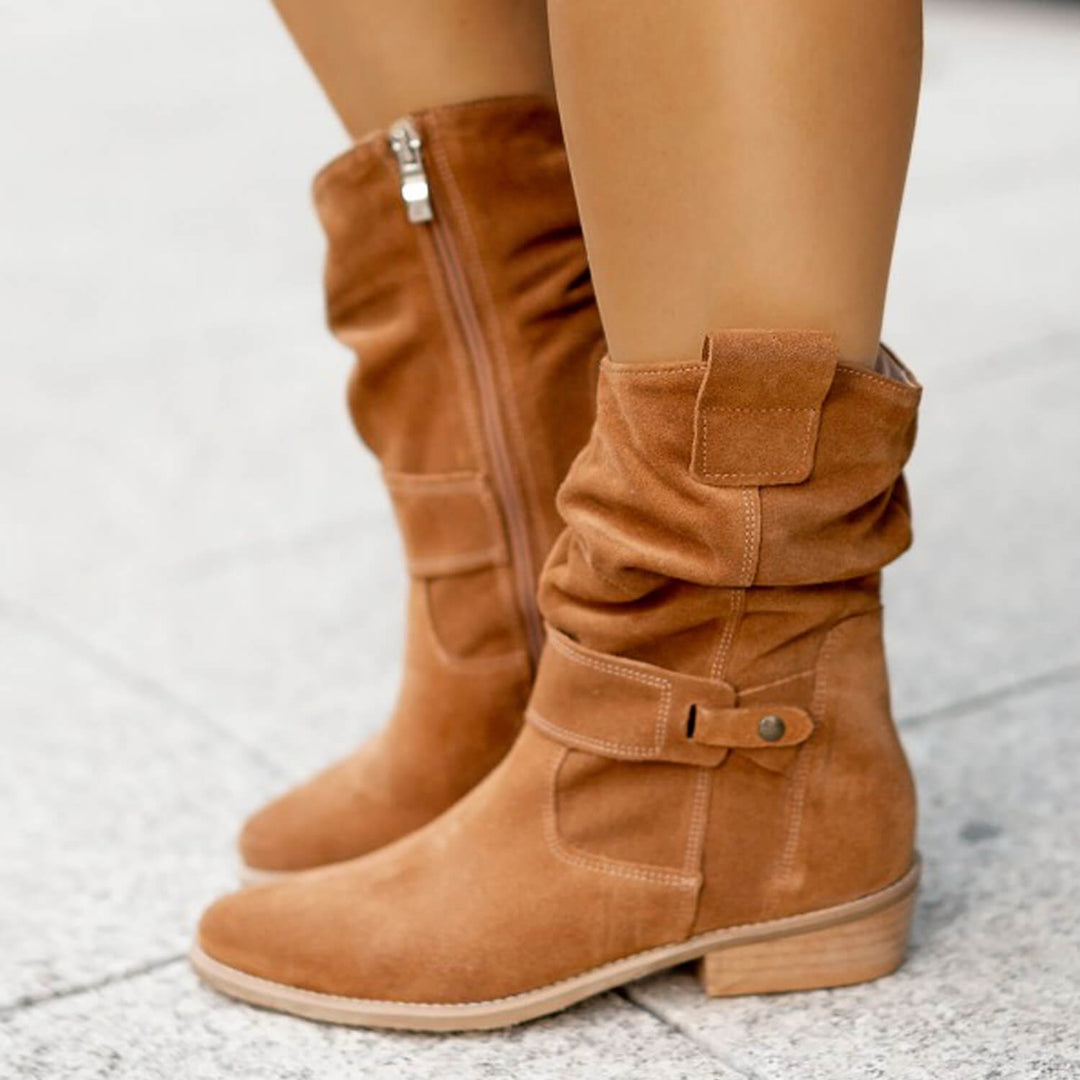 SOFT ANKLE BOOTS WITH PLEATED DETAIL