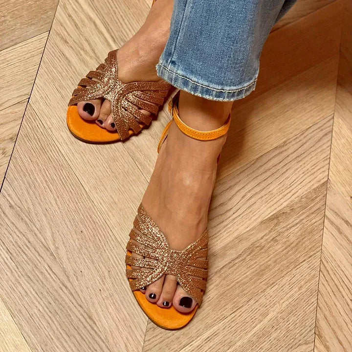 FLAT SANDAL WITH ANKLE STRAP