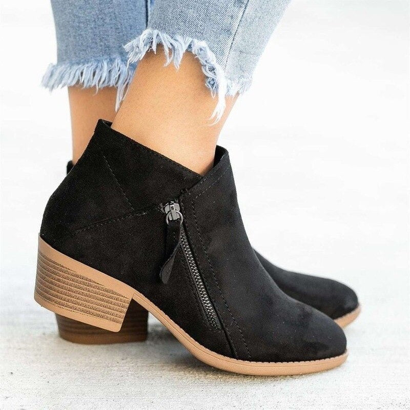 ANKLE BOOTS WITH SIDE ZIP AND MEDIUM HEEL