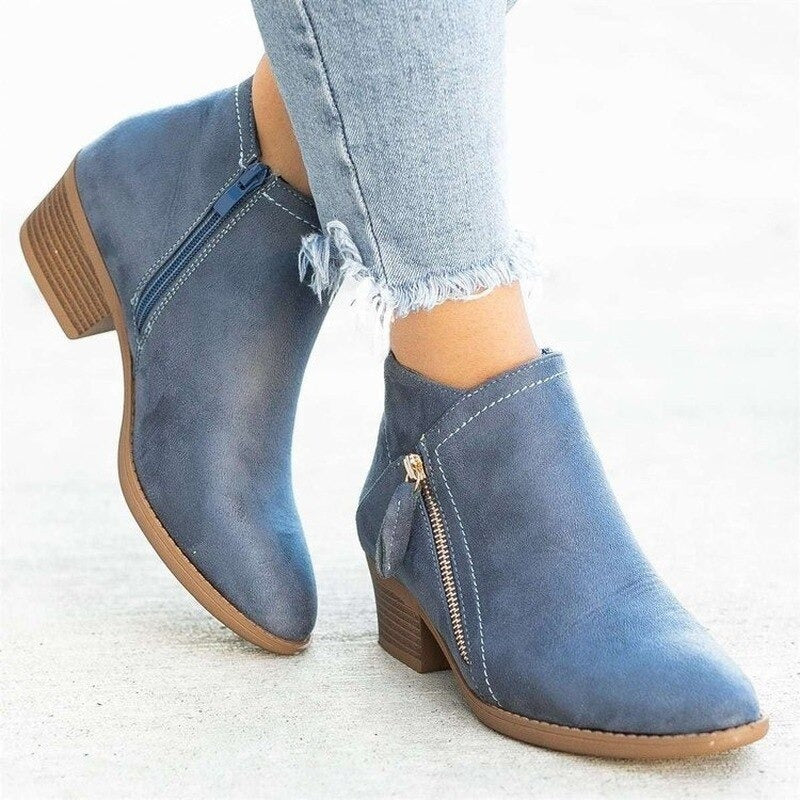 ANKLE BOOTS WITH SIDE ZIP AND MEDIUM HEEL