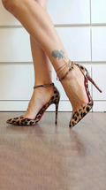DECOLLETE WITH ANIMAL PRINT AND RED DETAILS