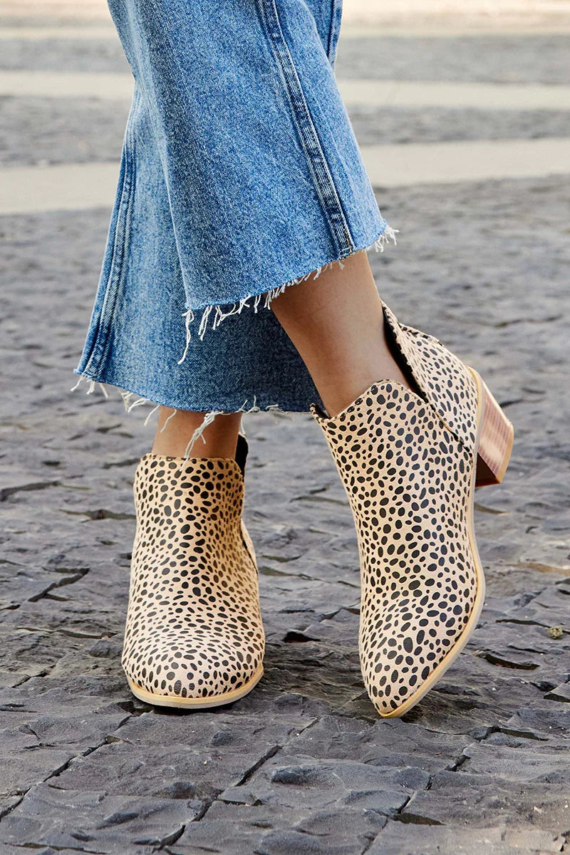 LEOPARD PRINT ANKLE BOOTS